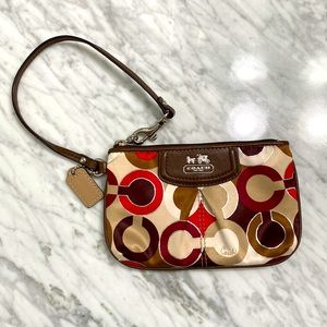 Coach wristlet.  BRAND NEW 🤩